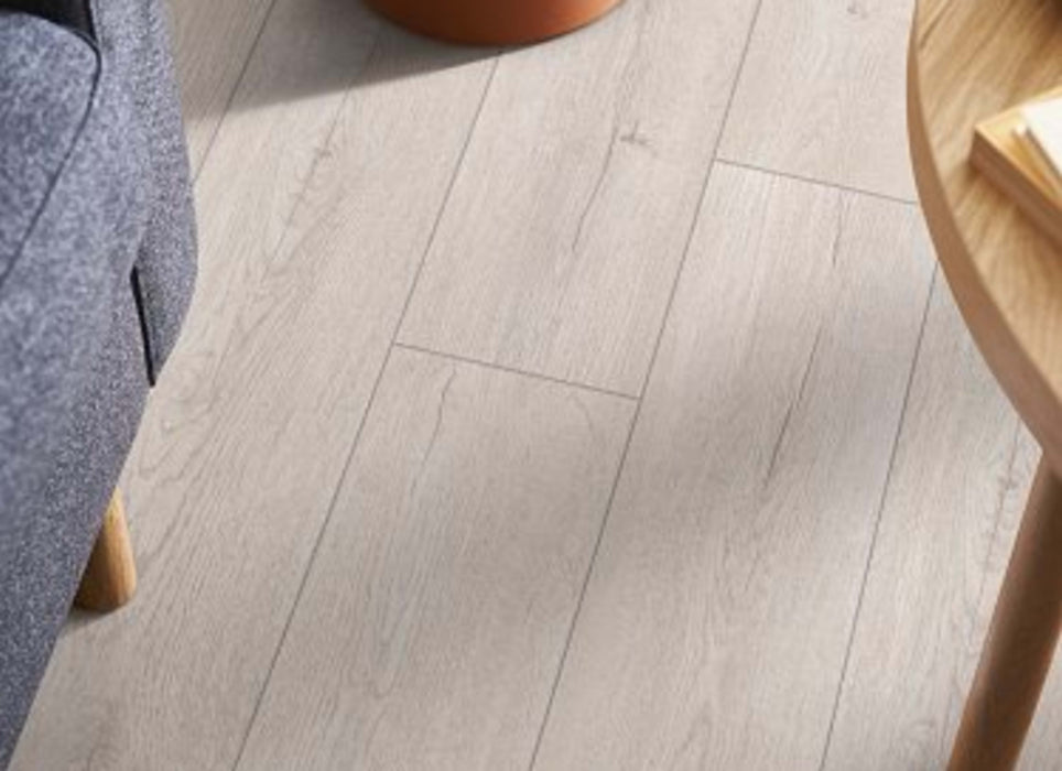 DISTINCTION PLUS in Misty Grey