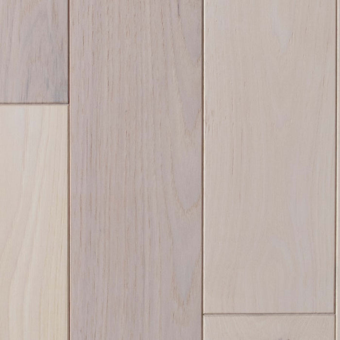 Williamsburg in Aged Pearl Hardwood