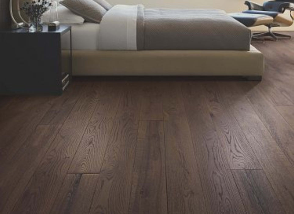 BEDFORD WHITE OAK in Terrain