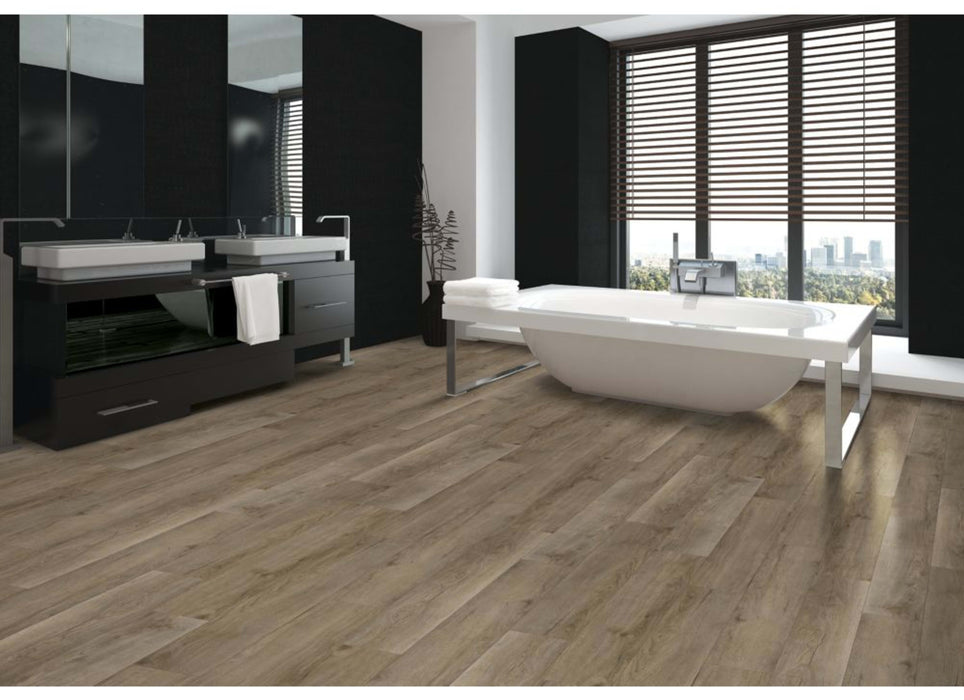 Lush Terrace in Rustic Taupe