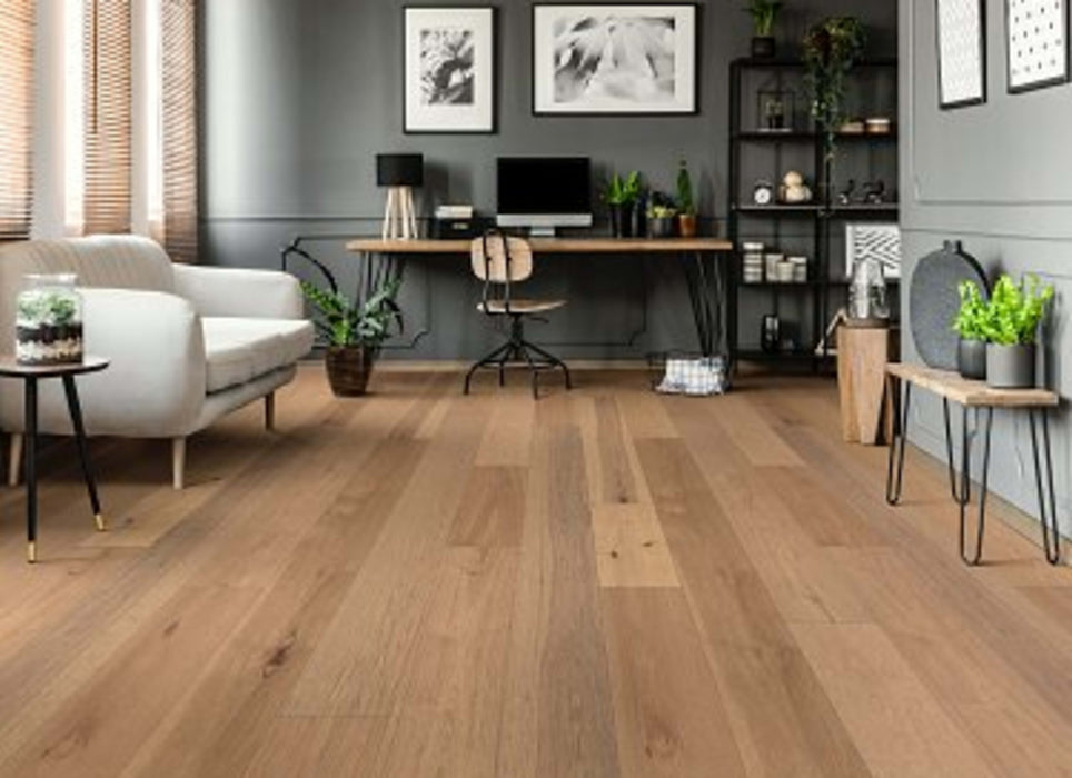 HARTSELL HICKORY in Highlands