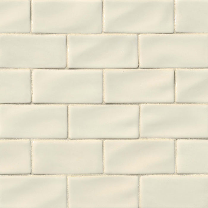 Highland Park in Antique White Subway Tile