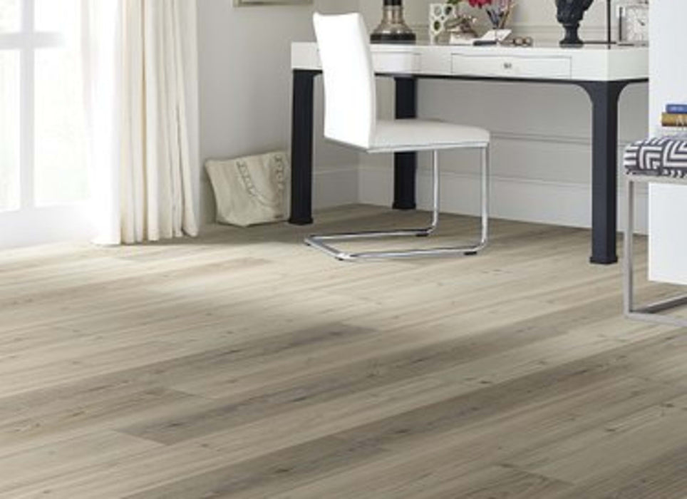 FALCON CREEK PLUS in Light Pine
