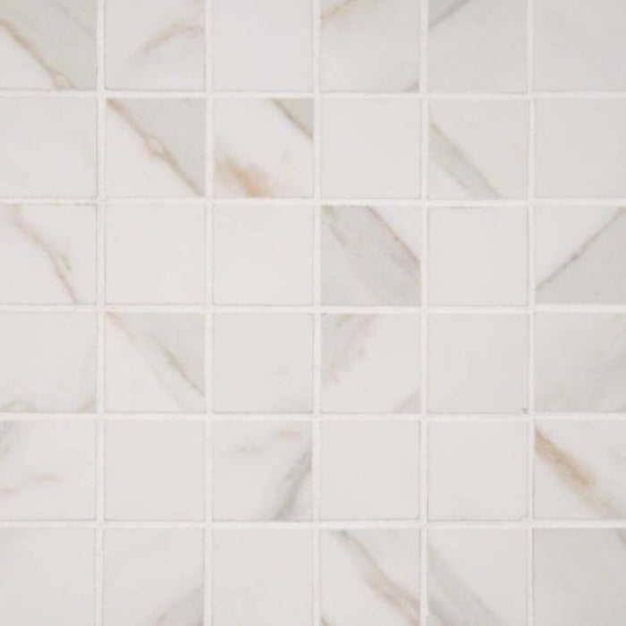 Pietra in Calacatta-2x2-Mosaic Tile