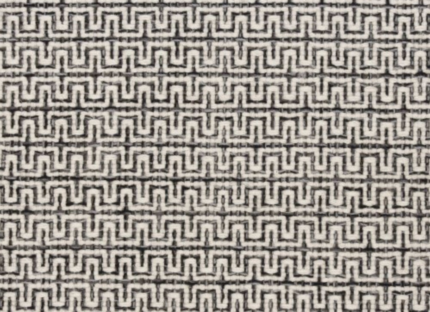 Classic Link in Raven Carpet