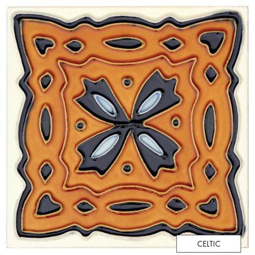 Deco Tile in Celtic