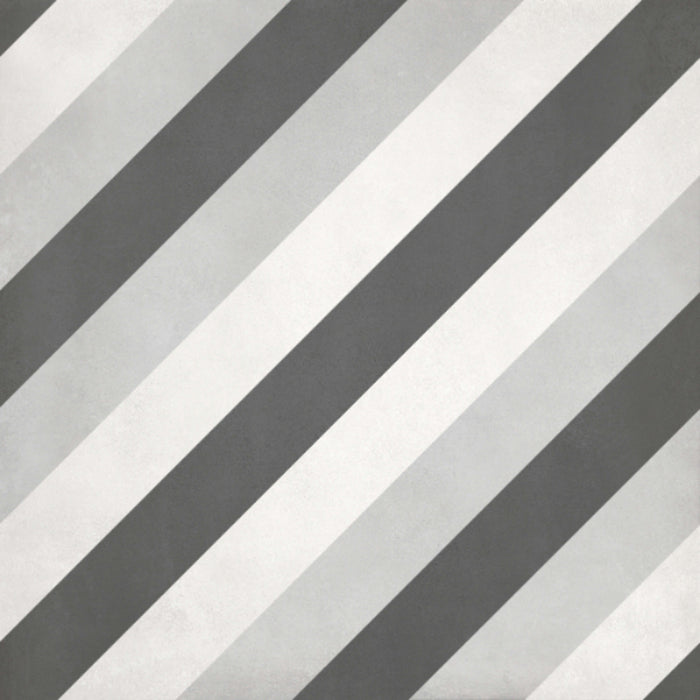 Form in Ice Diamond Deco Tile