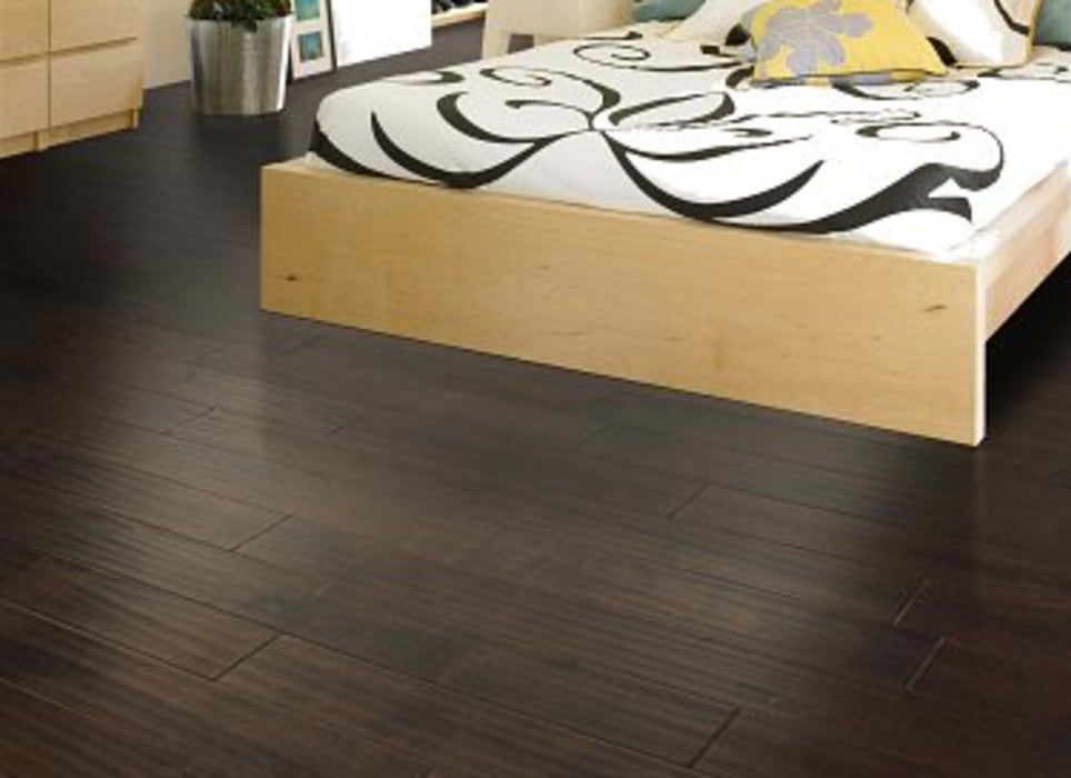 GOLDEN COUNTRY in Bayfront