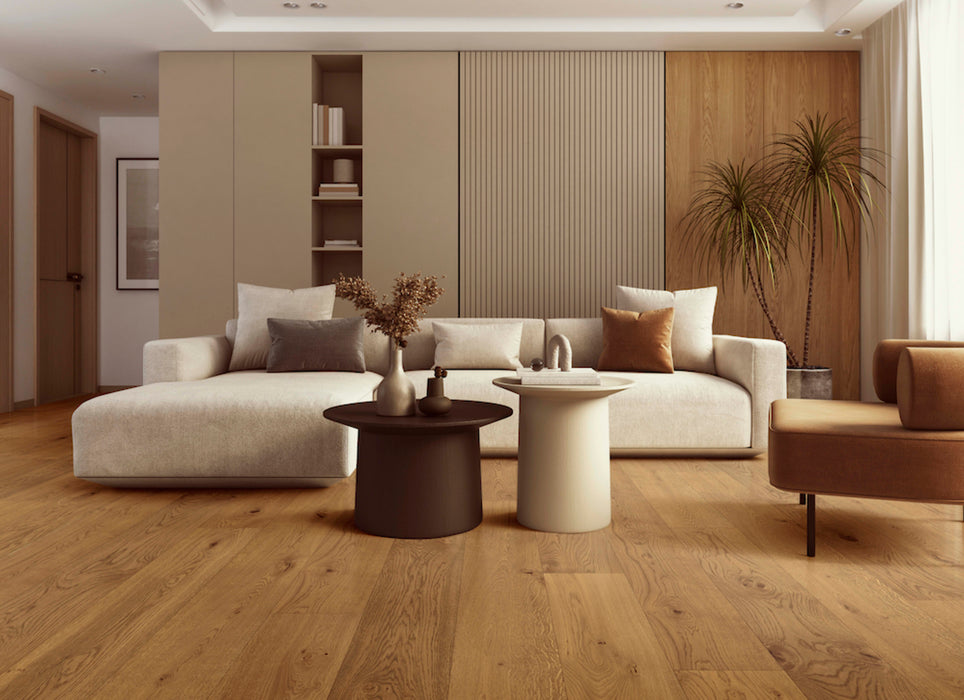 Chateau in Bonita Oak