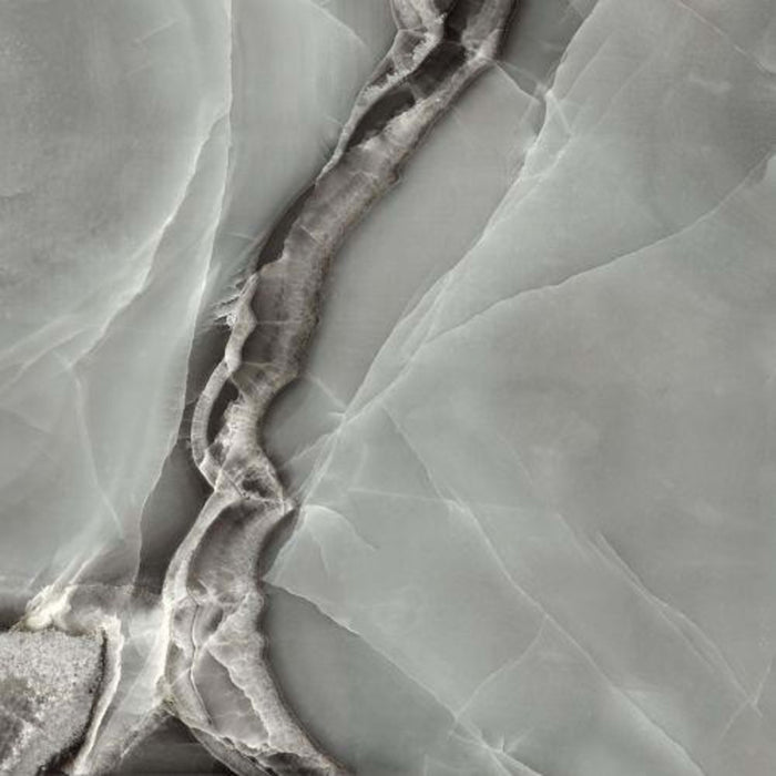 Selene in Dark Tile