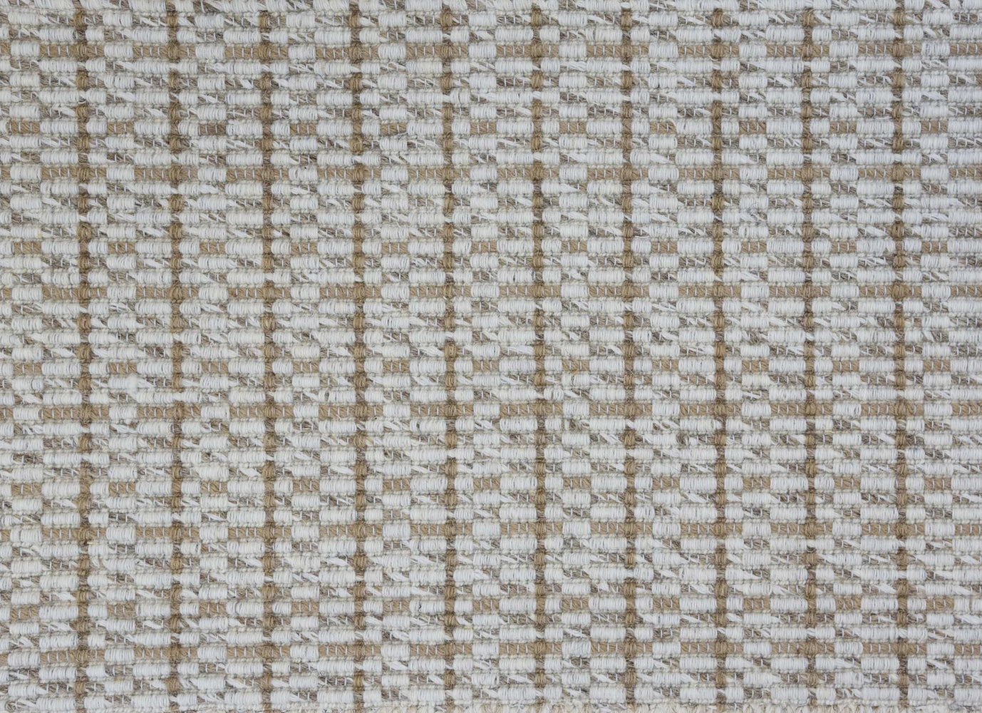 Madin in Dune Carpet