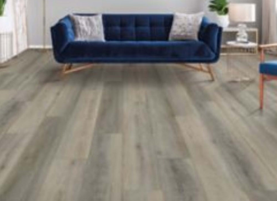 Wood Originals in 5 O'Clock Tea