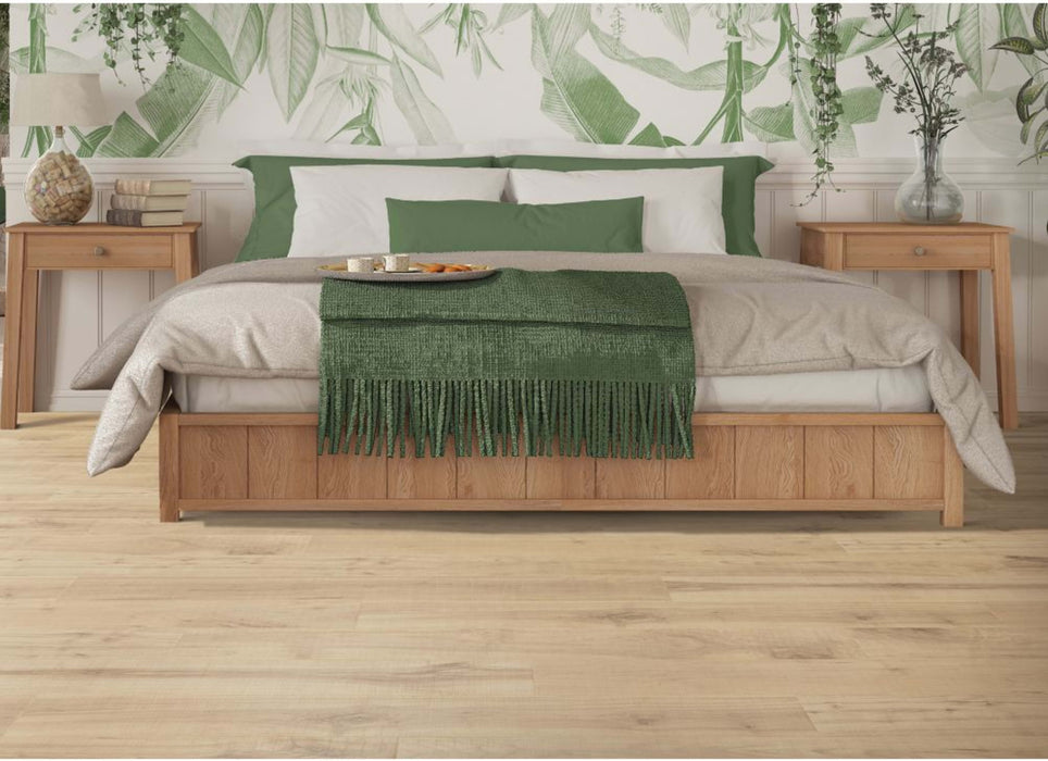 Ellenwood in Maple Sapling