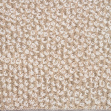 Pantera in Oat Carpet