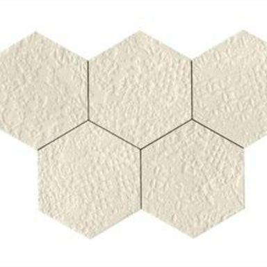 Stratford in White Struttura Crochet 3d-21x18 Tile