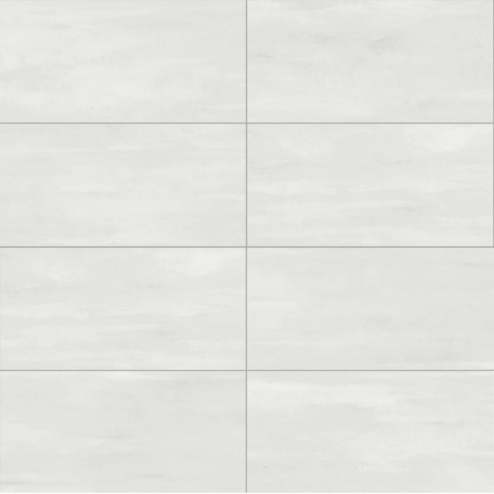 Reflexion in Bright Tile