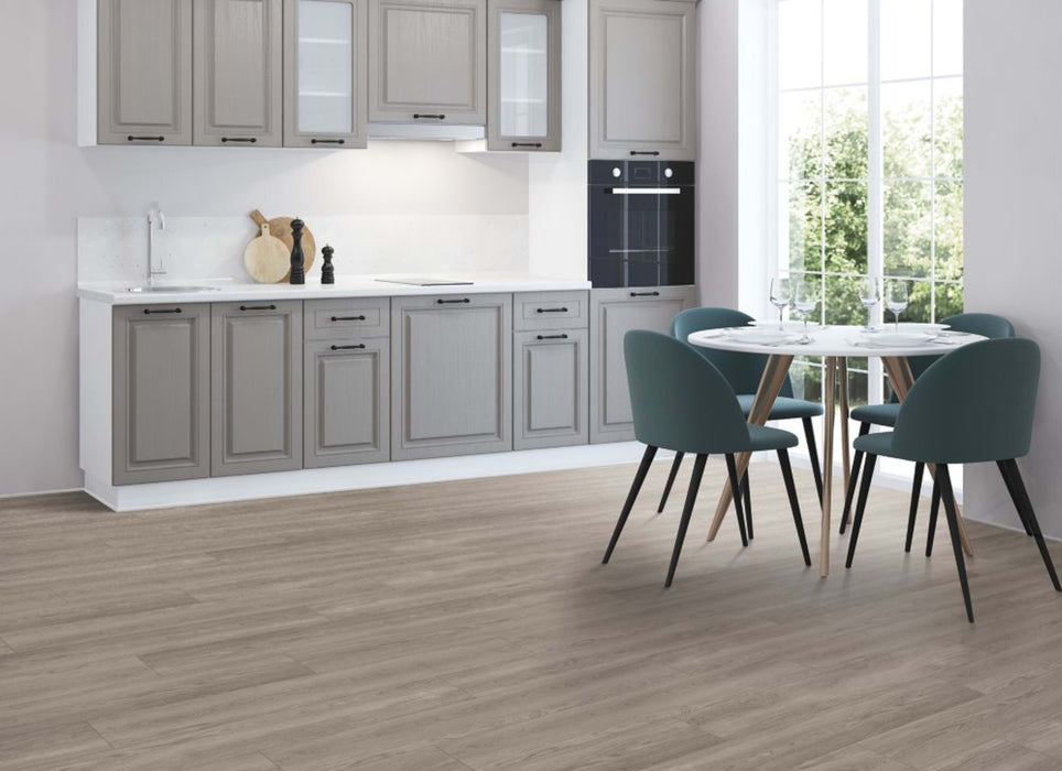 Leighton II in Ida Cirrus Oak