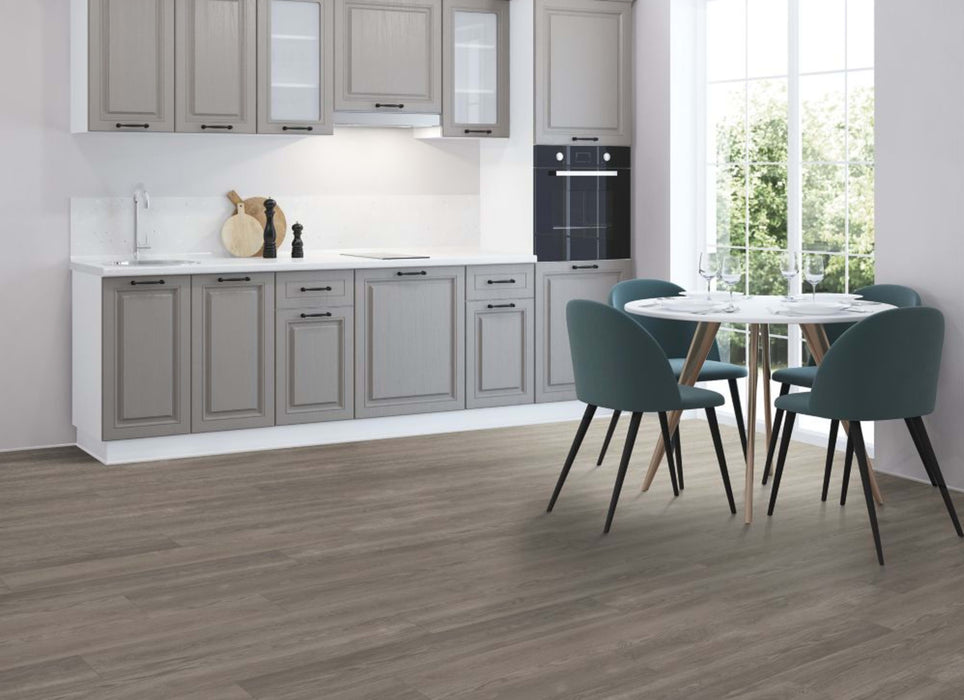 Leighton II in Old Onyx Oak