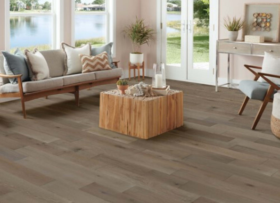 Artisan Living White Oak Engineered in Early Evening 7"