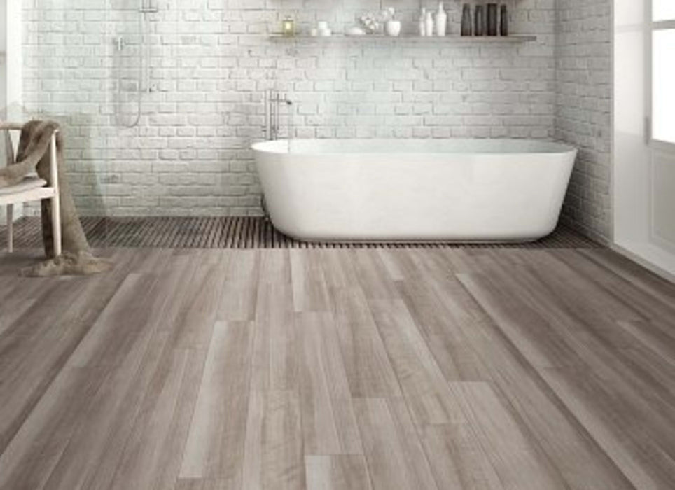 CLAREMORE PLUS in Oyster Oak