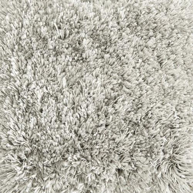 Shaggy Glamazon in Platinum Carpet