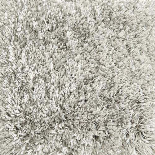 Shaggy Glamazon in Platinum Carpet