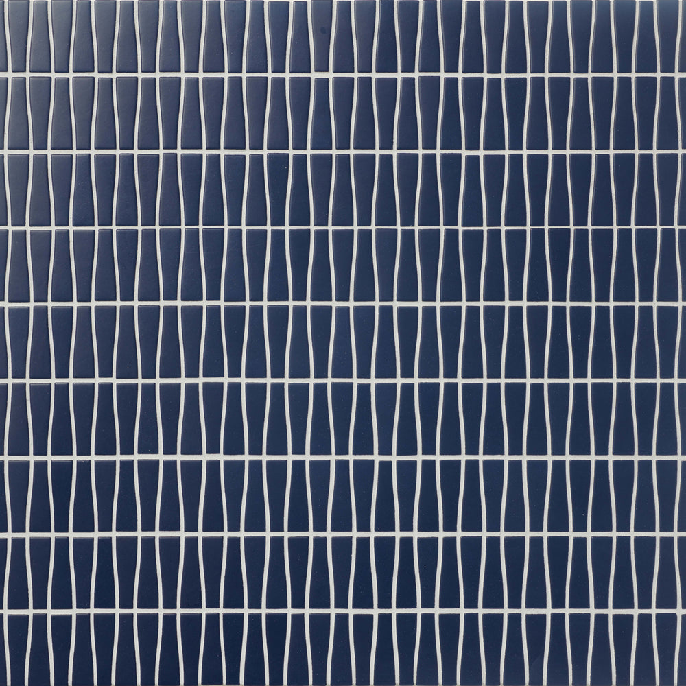 Hustle - Vogue in Shimmie Glass Tile