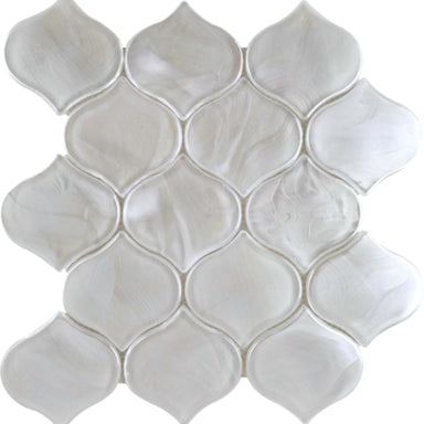 Splash in White / Arabesque Glass Tile