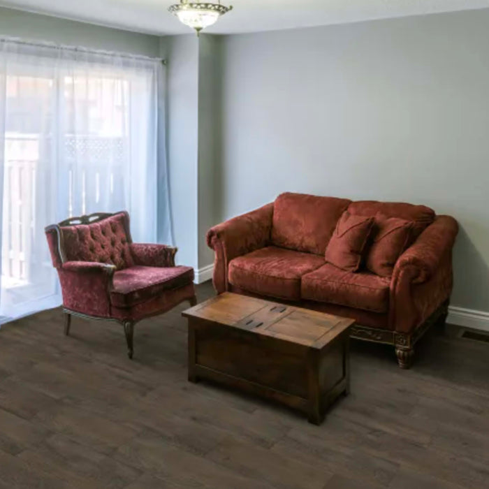 Titan Random Length Collection in Jamocha Luxury Vinyl