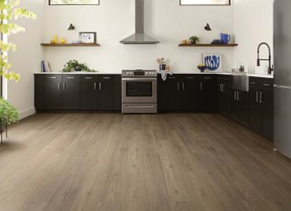 CT HD 7X60 INTG in Aver Walnut