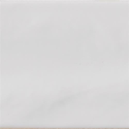 Crayons in Bright White Glossy Tile