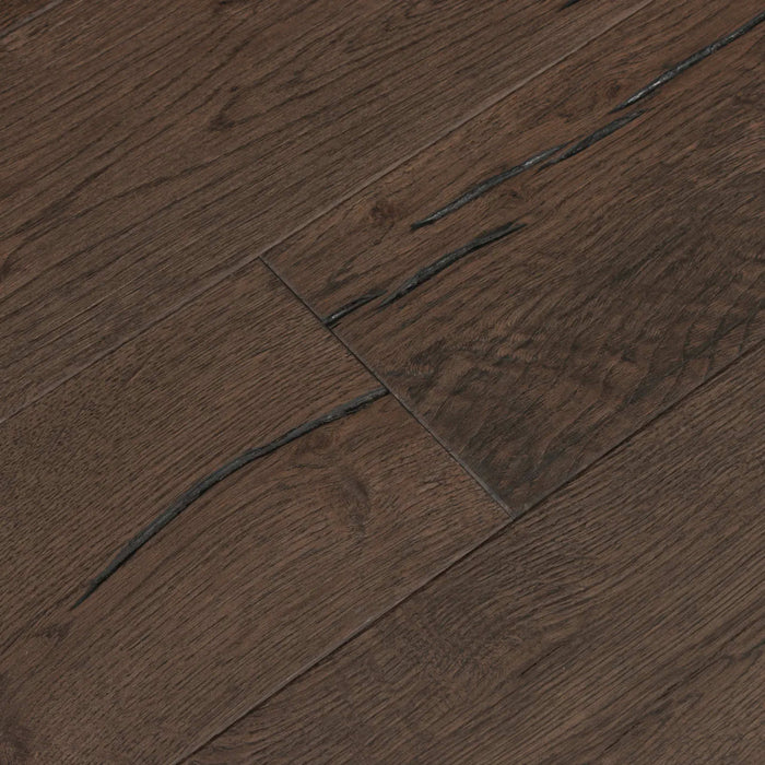 Whiskey & Wine in Irish Whiskey Hardwood