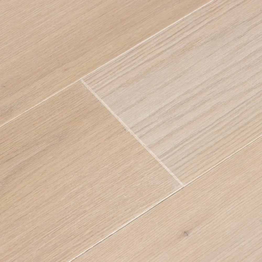 Whiskey & Wine in Monterey Wine Hardwood